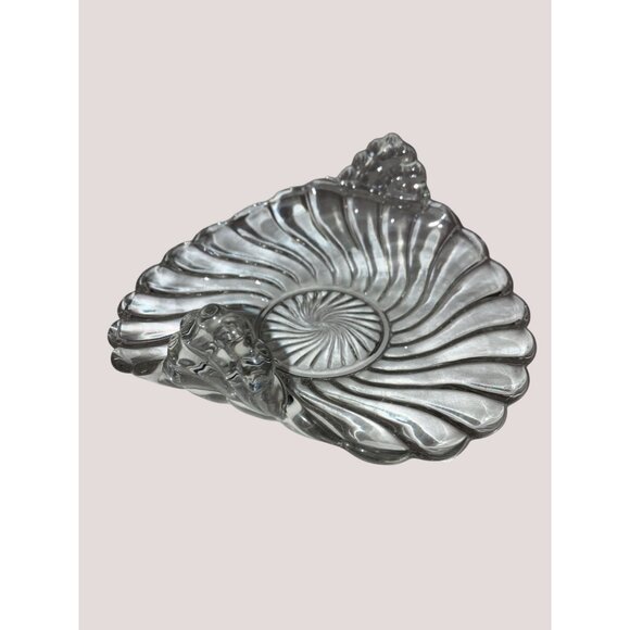 Clear Glass Swirl Pattern Bon Bon Dish With Up Curved Handles, Vintage - Picture 1 of 15